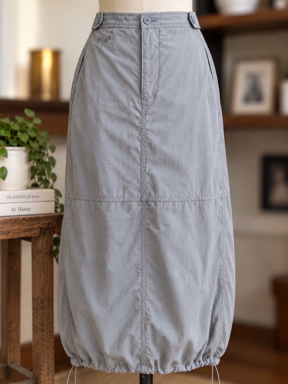 TNA Aritzia Arsenal Skirt Blue Gray Parachute Maxi Size 10 Adjustable Waist